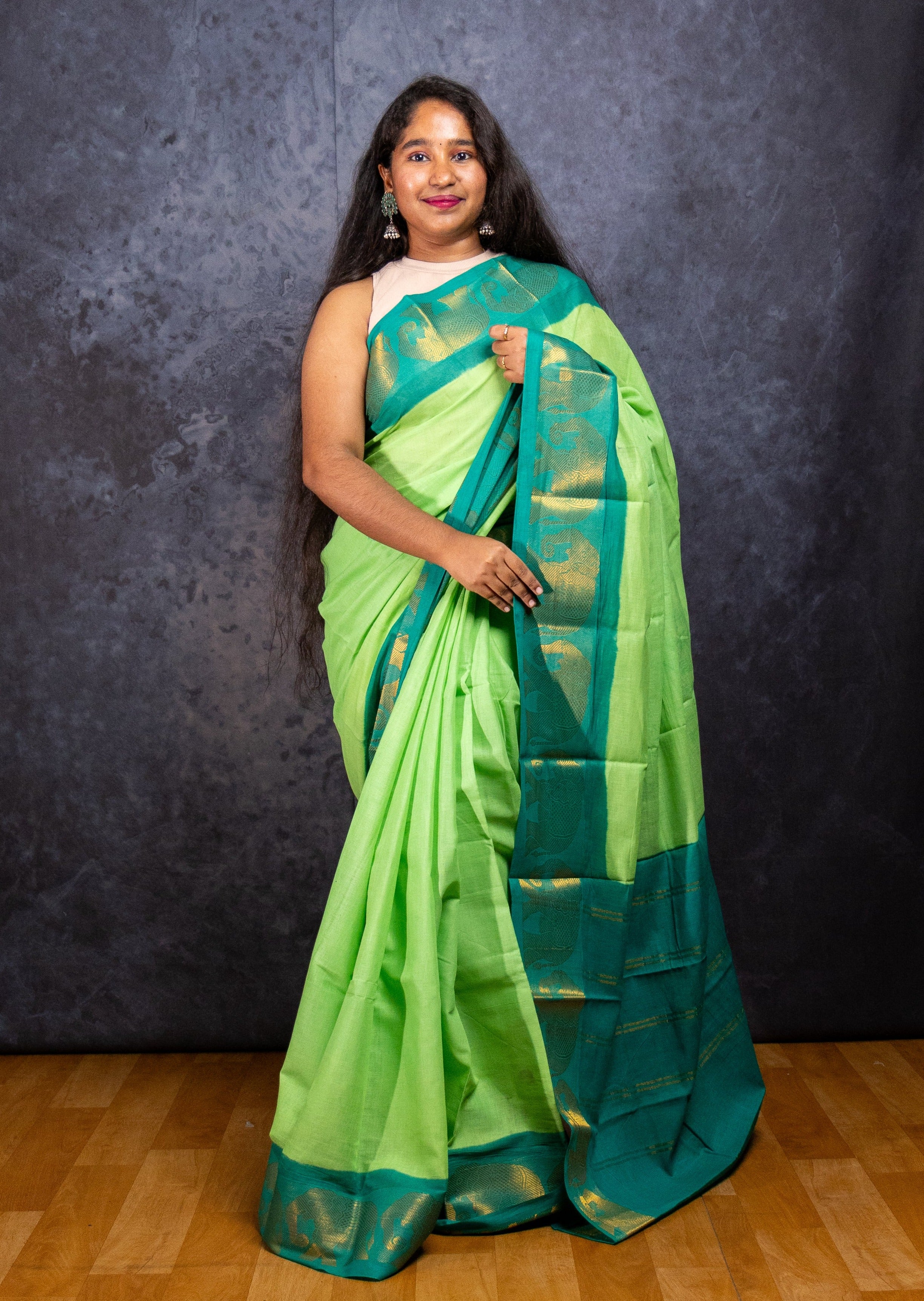 Pista Green Sungudi Cotton Saree