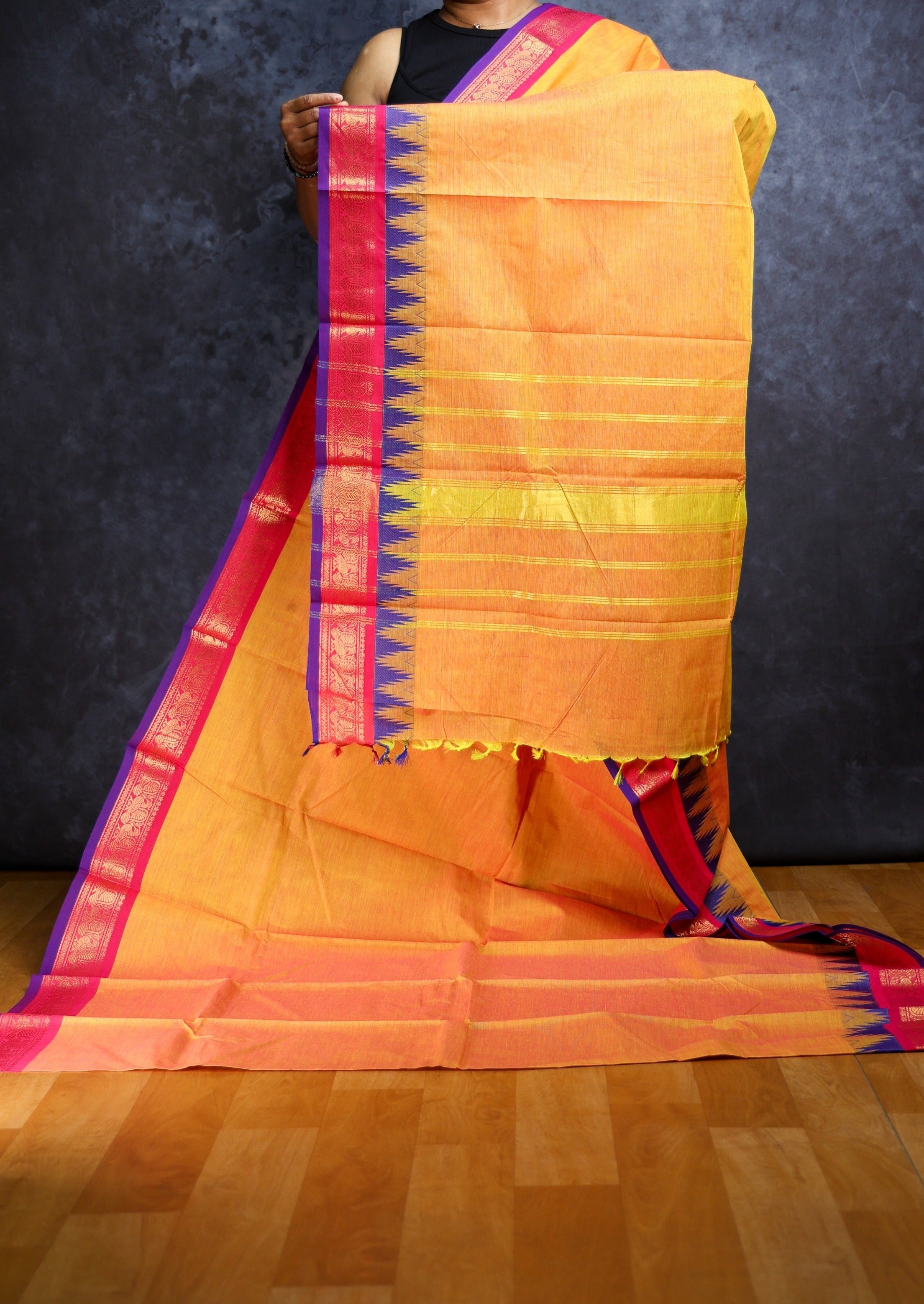 Orange and Pink Thazhamboo Chettinadu Cotton Saree