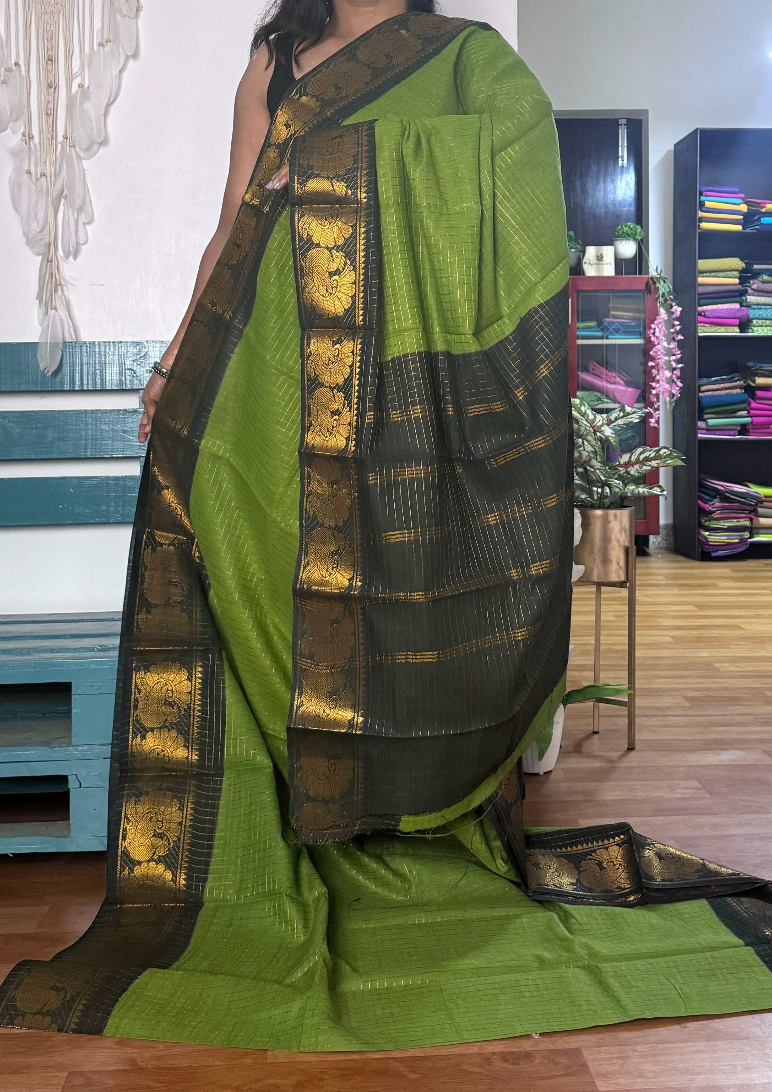 Green and Black Checked Sungudi Cotton Saree