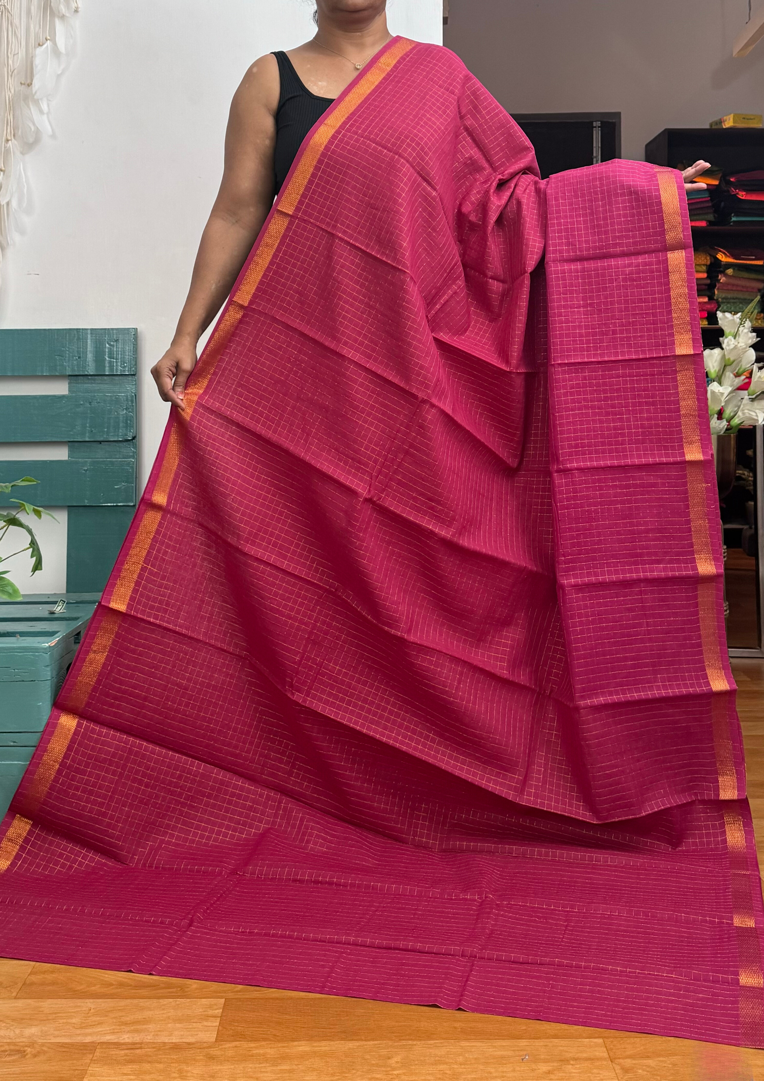 Dark Onion Pink  Checked Sungudi Cotton Saree