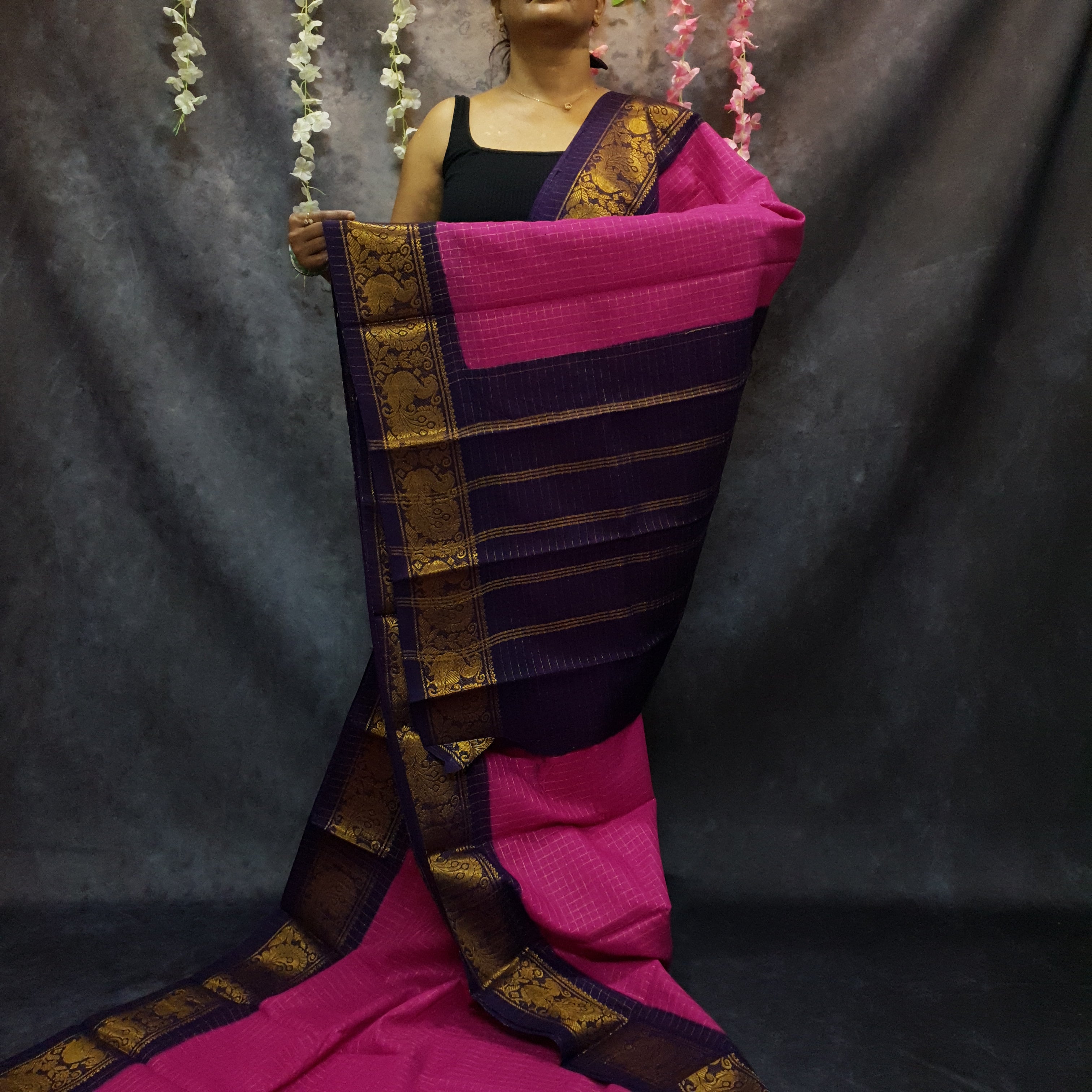 Pink Checked Sungudi Cotton Saree