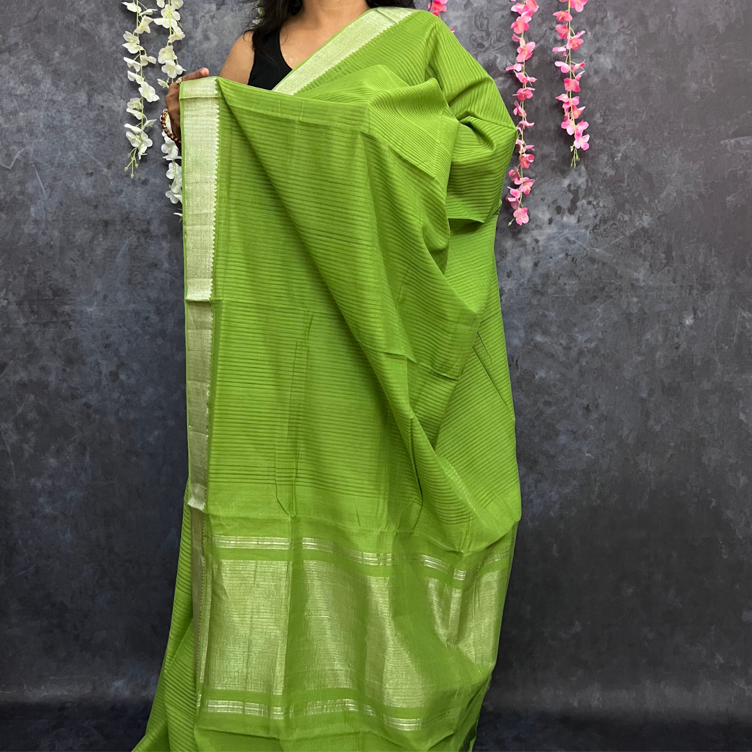 Parrot Green Mangalagiri Handloom Cotton Saree