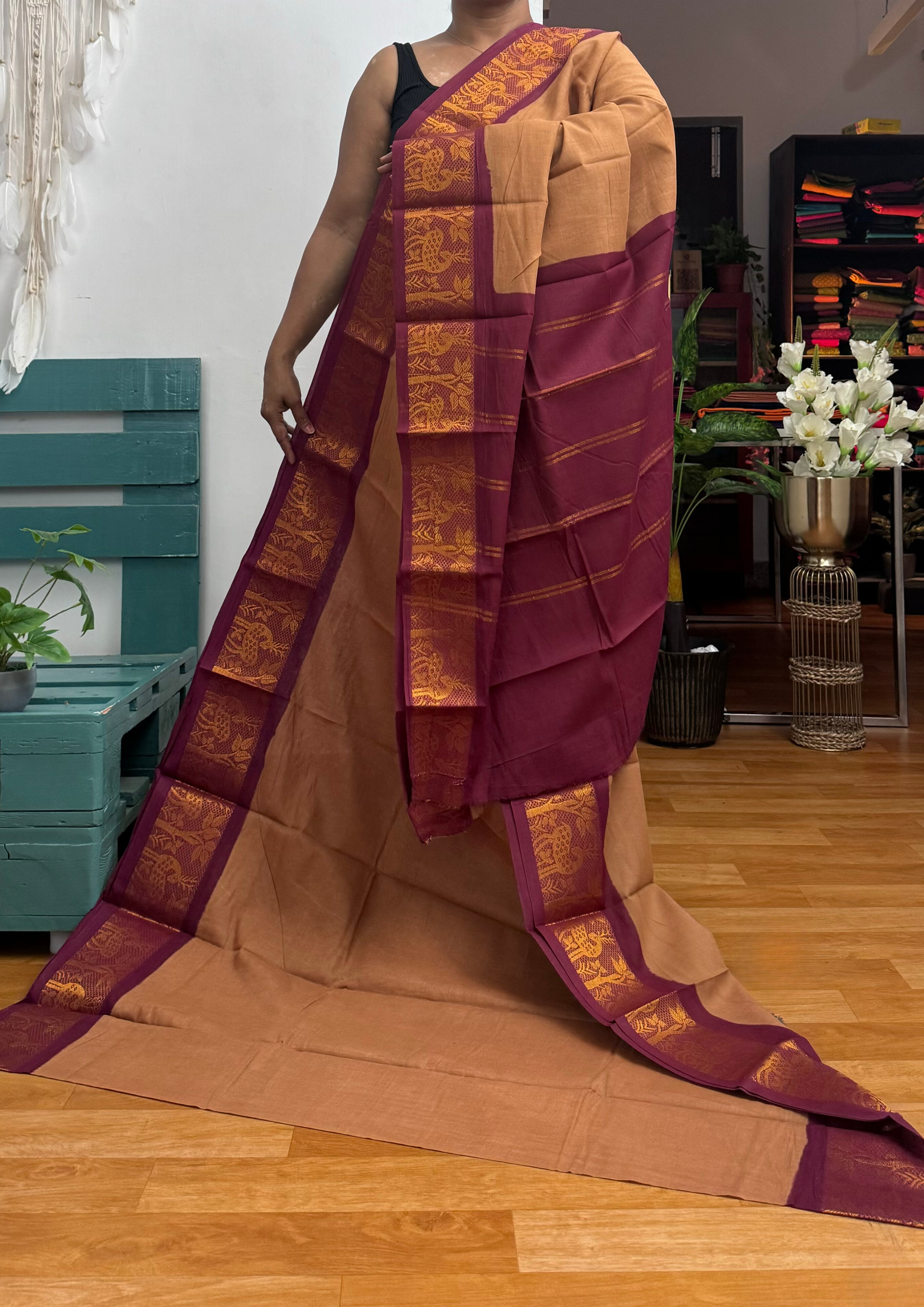 Cinnamon Sungudi Cotton Saree