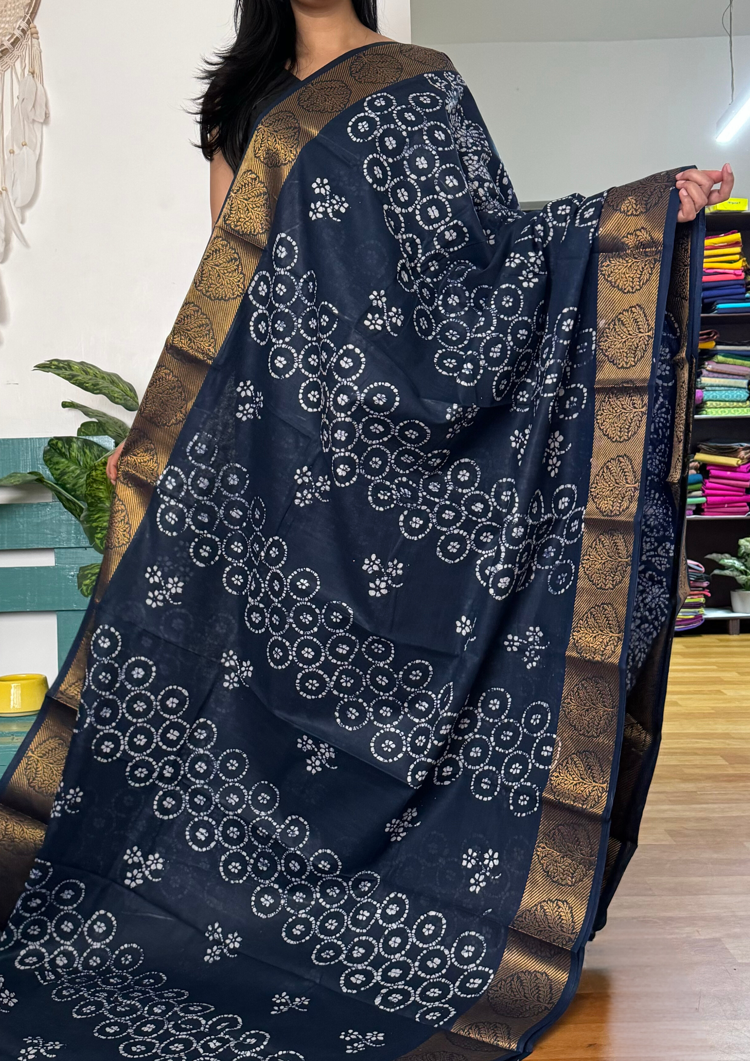 Navy Blue Printed Sungudi Cotton Saree