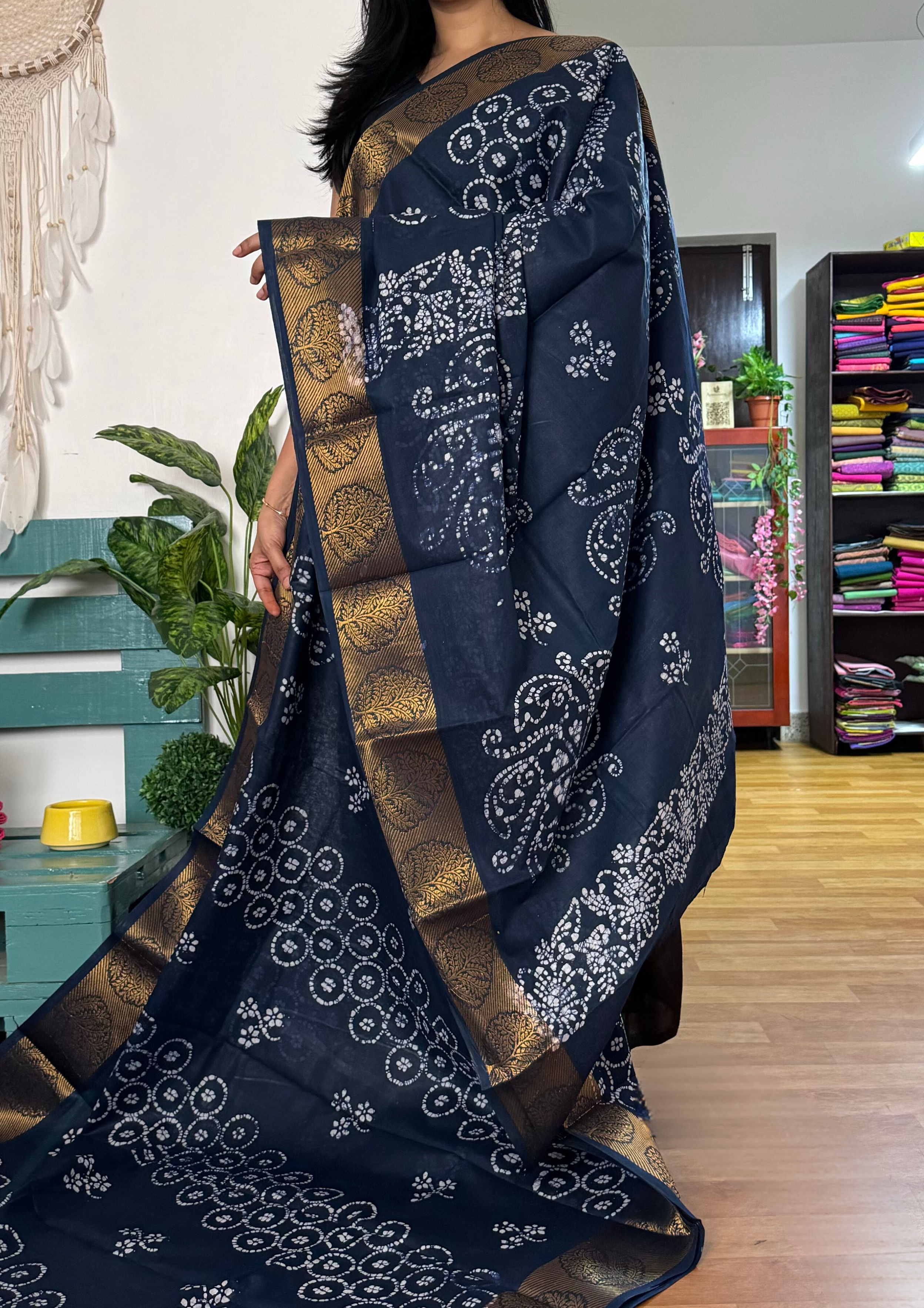 Navy Blue Printed Sungudi Cotton Saree