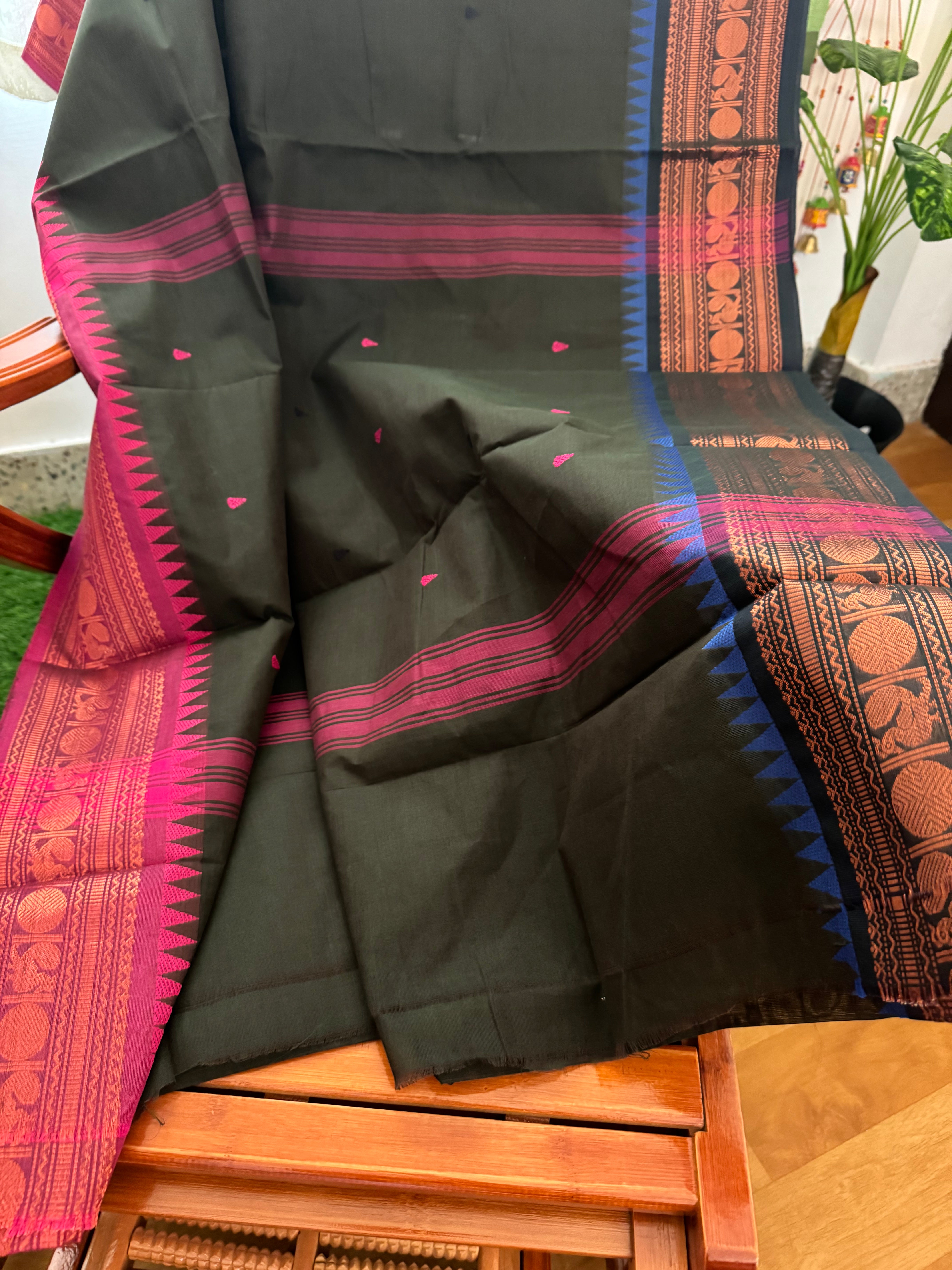 Forest Green Ganga Jamuna Chettinadu Cotton Saree