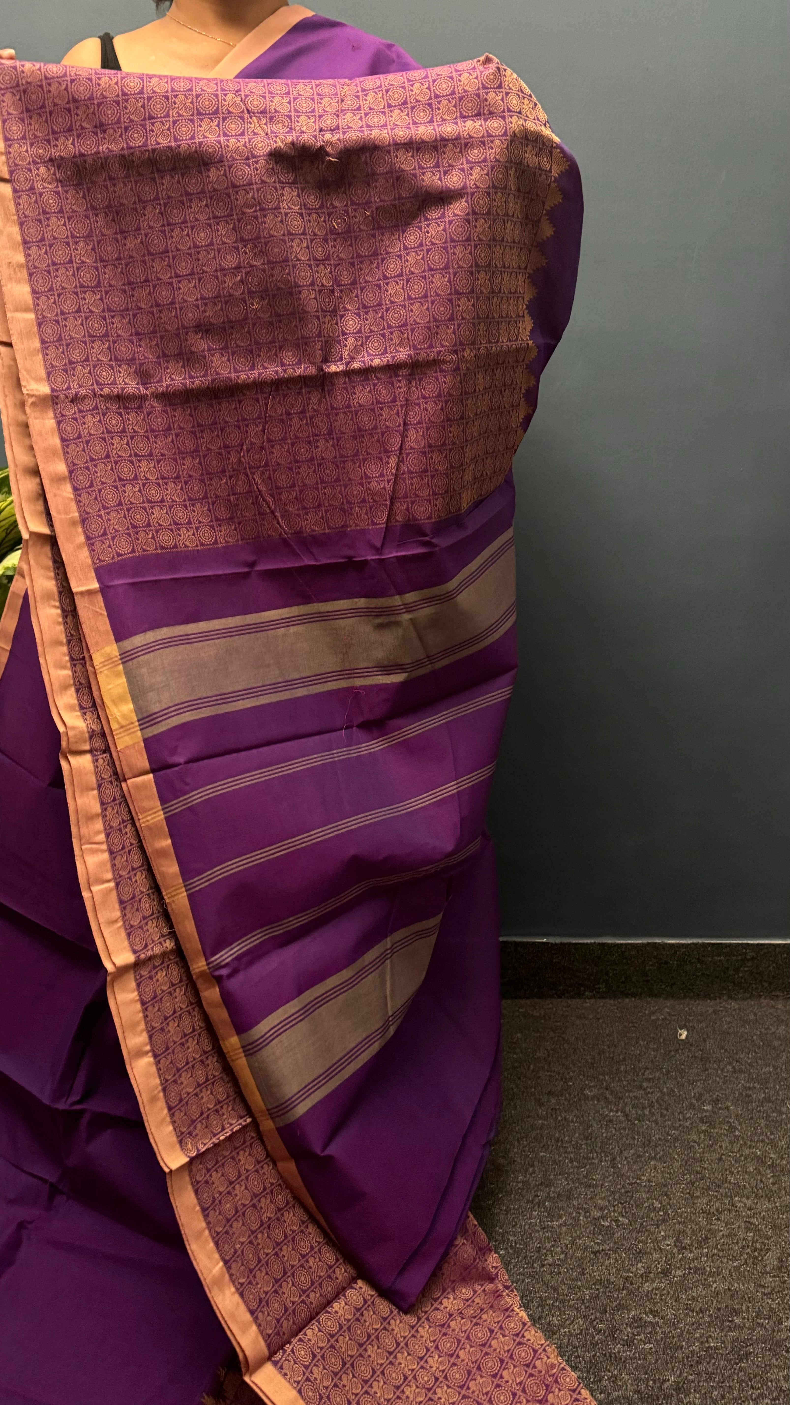 Violet Annam Aayiram Butta Saree