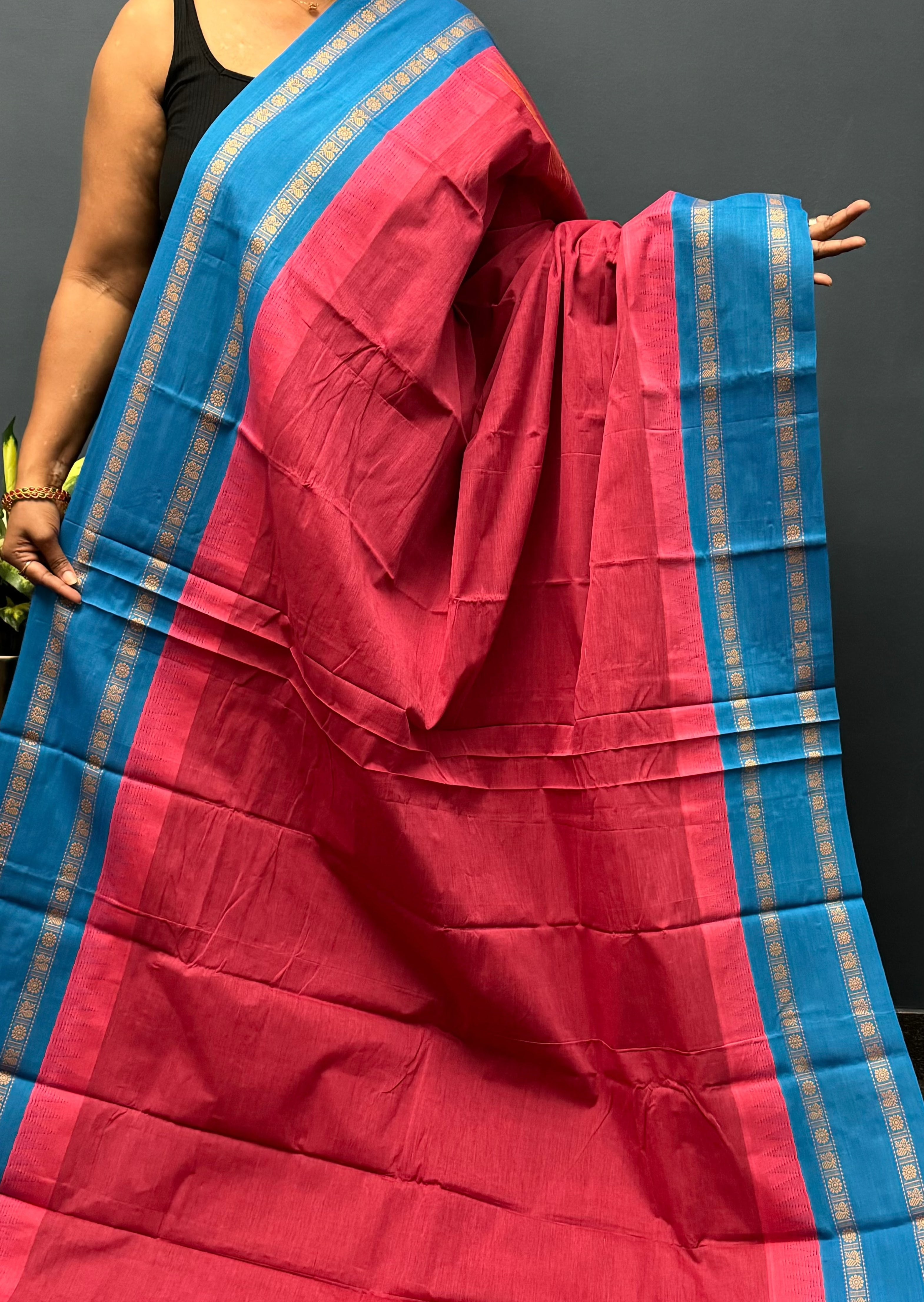 Red Retta Petta Korvai Chettinadu Cotton Saree