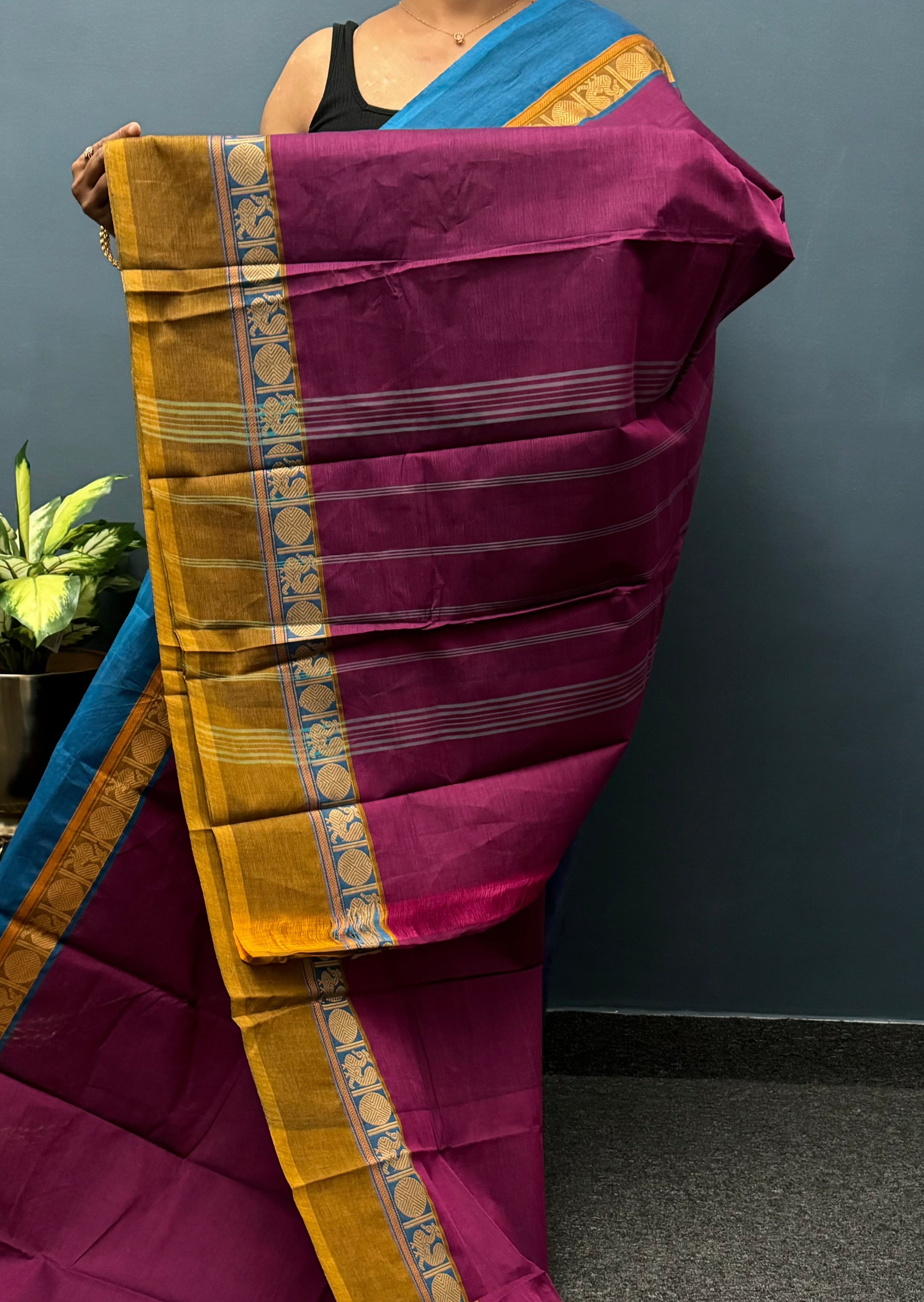 Magenta Ganga Jamuna Chettinadu Cotton Saree