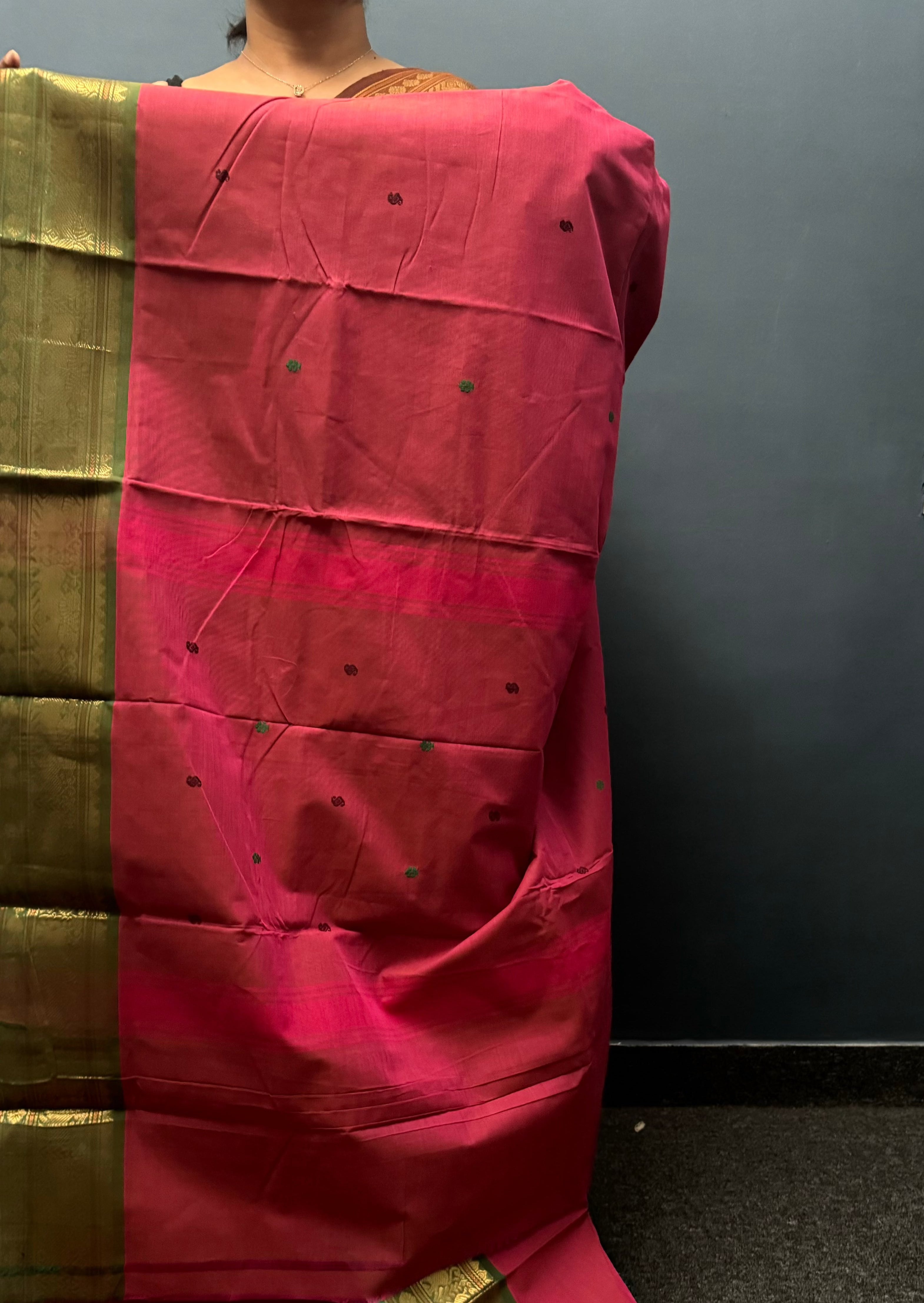 Reddish Pink Ganga Jamuna Cotton saree