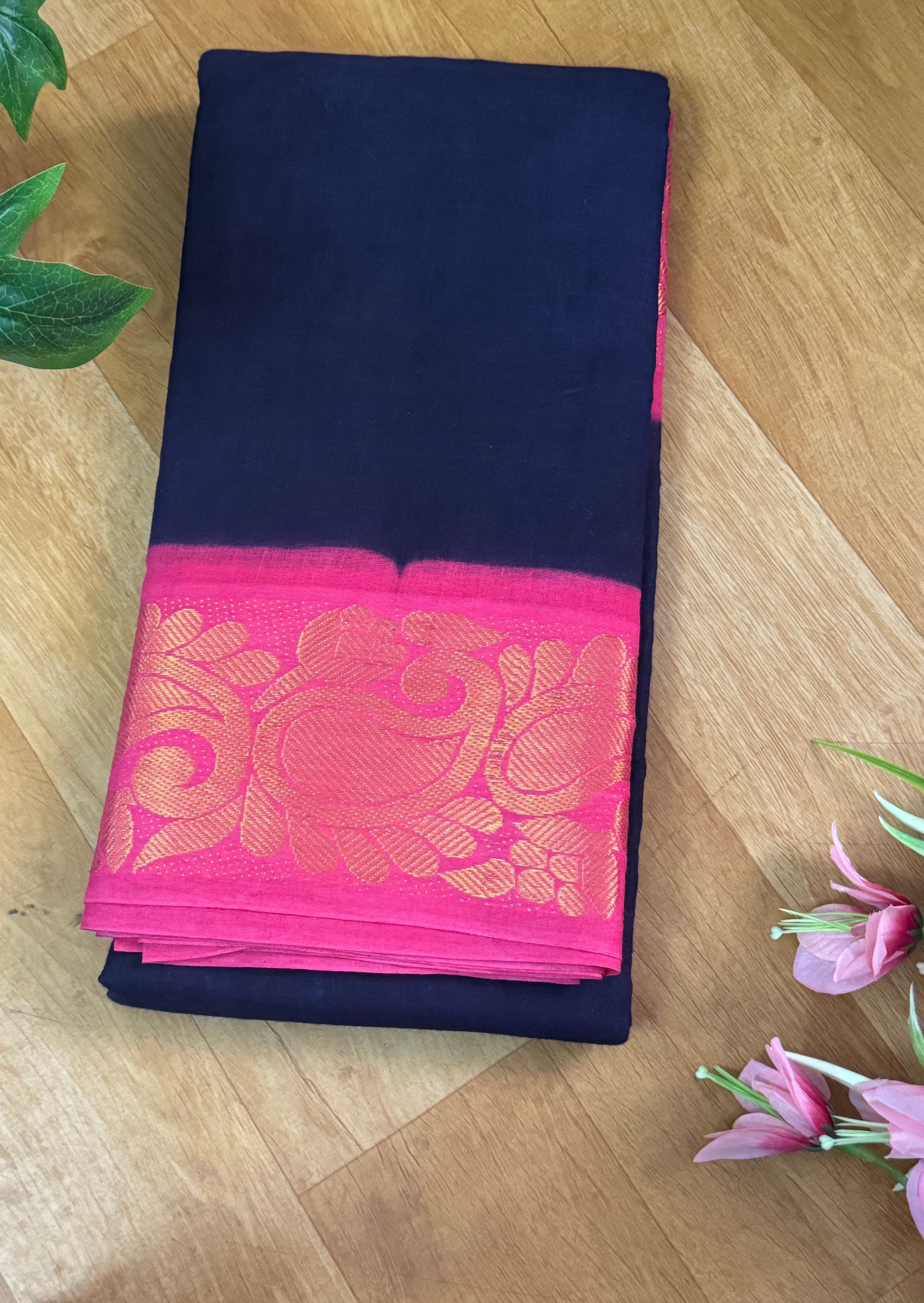 Dark Navy Blue Sungudi Cotton Saree