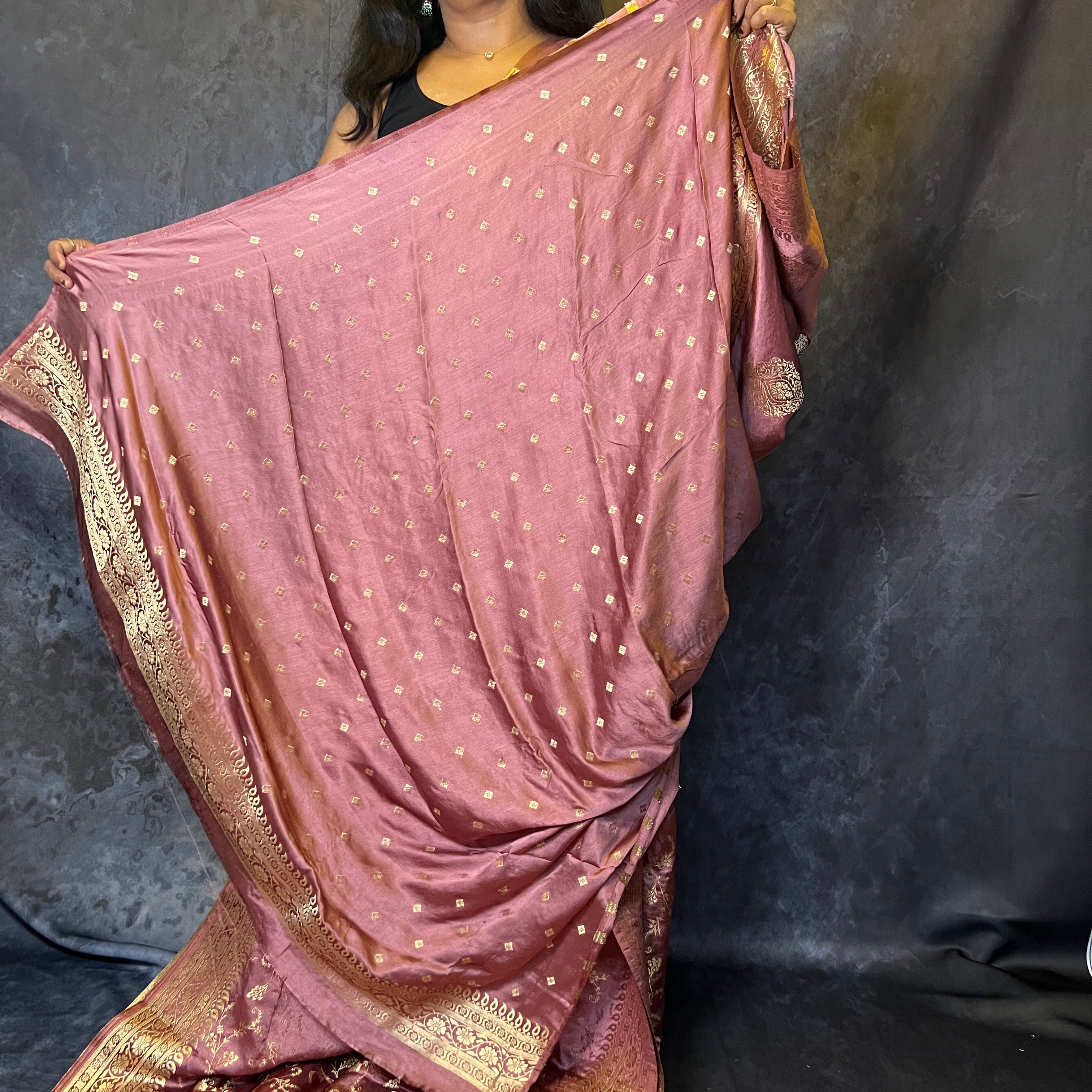 Onion Pink Banarasi Katan Silk Saree