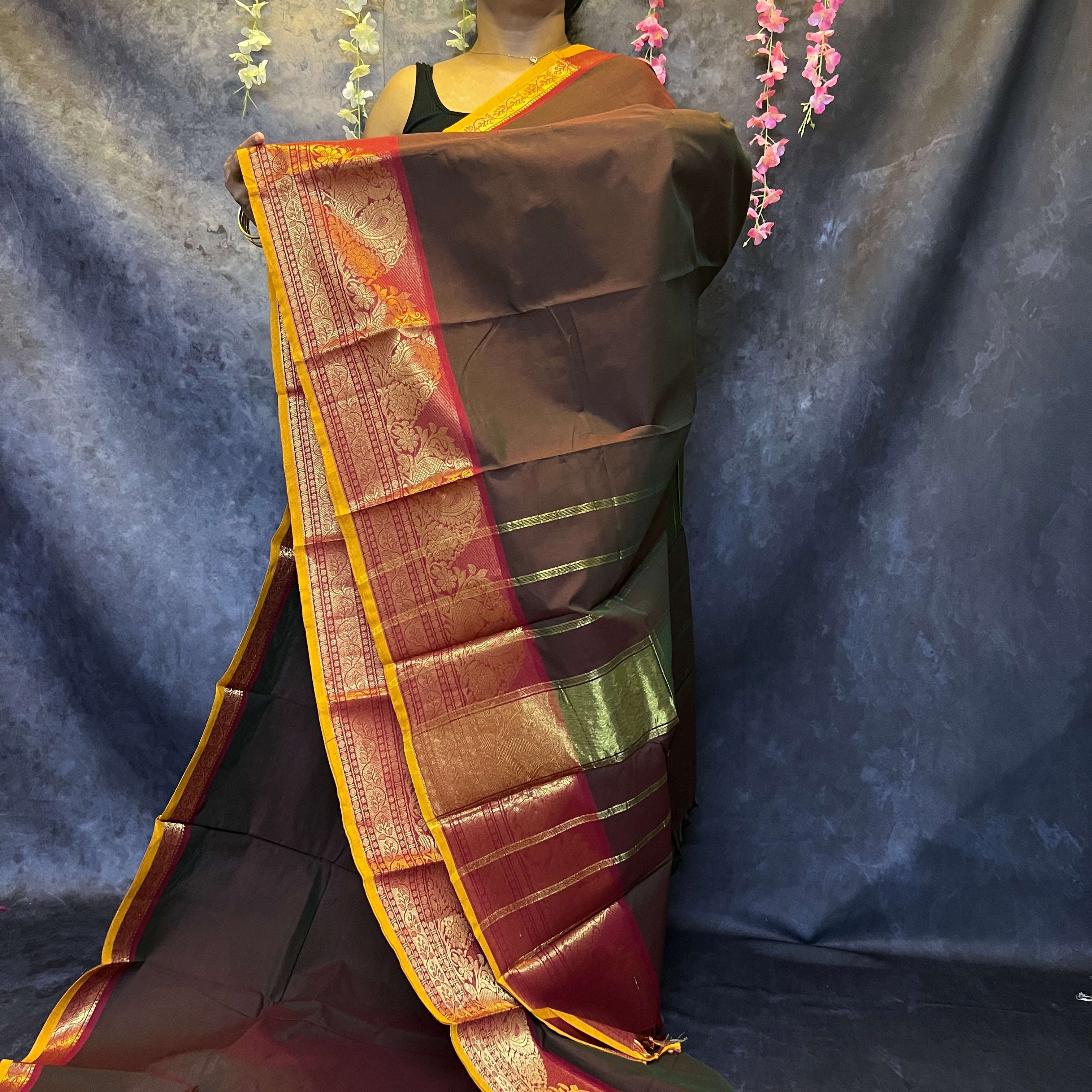 Brown Big Border Chettinadu Cotton Saree