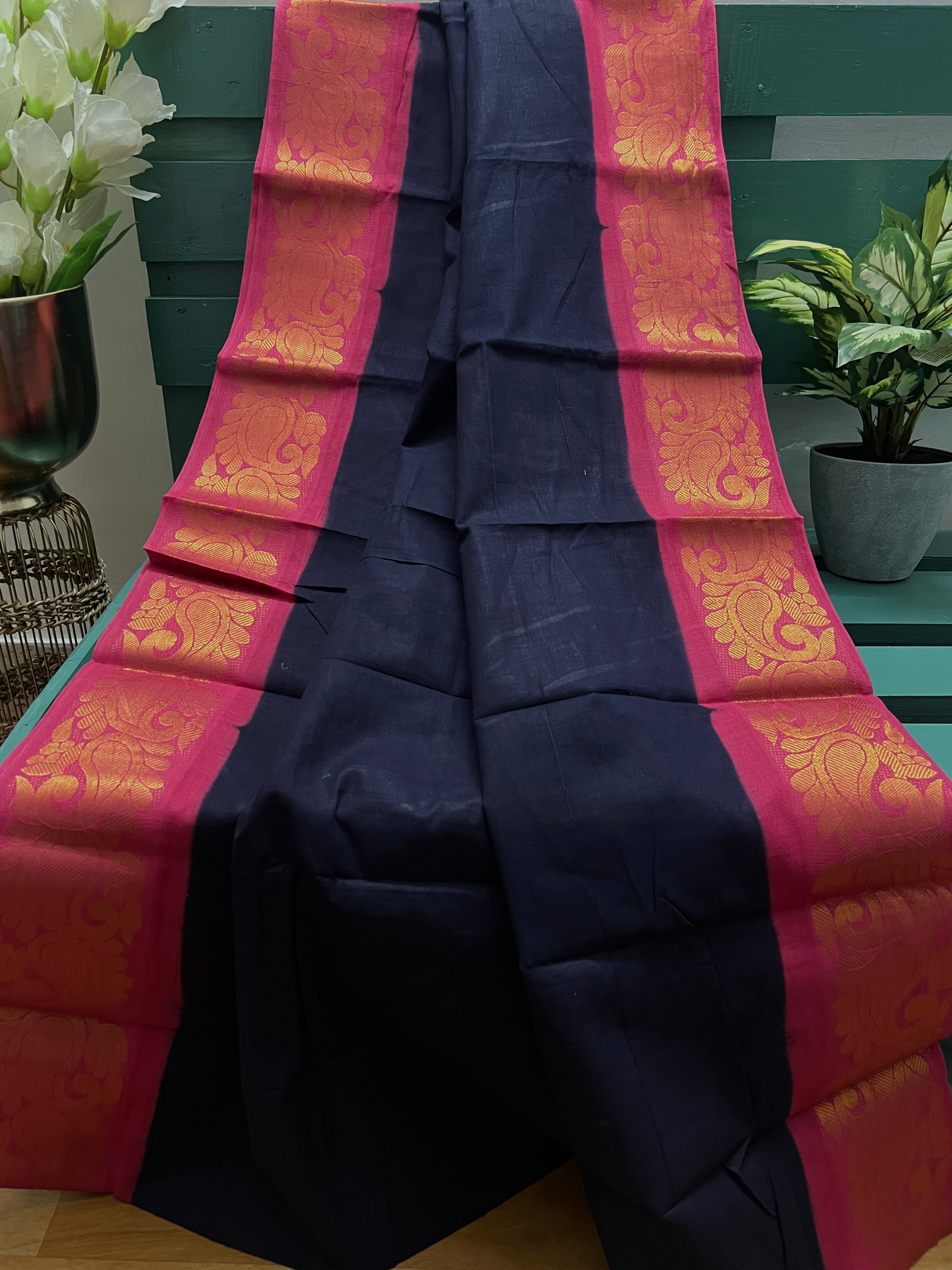 Dark Navy Blue Sungudi Cotton Saree