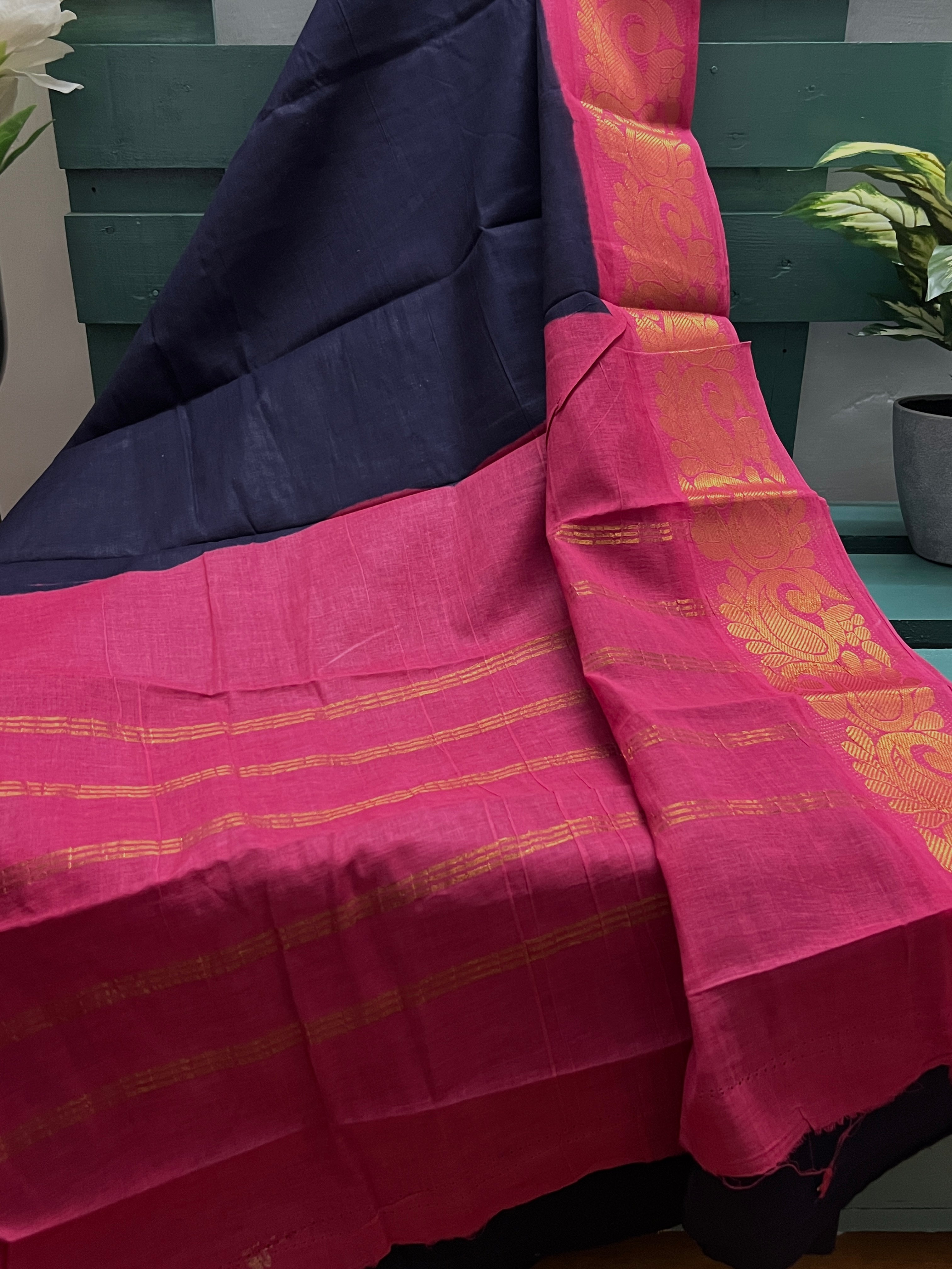 Dark Navy Blue Sungudi Cotton Saree